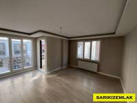 Altınkum`da Site İçinde Doğalgazlı Ayrı Mutfak Satılık 3+1 Daire